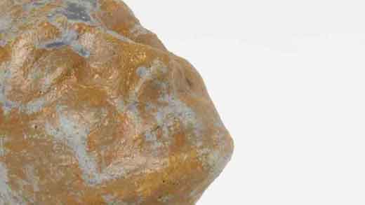 exponate-ausschnitt Ricarda Scheringer bei der Arbeit